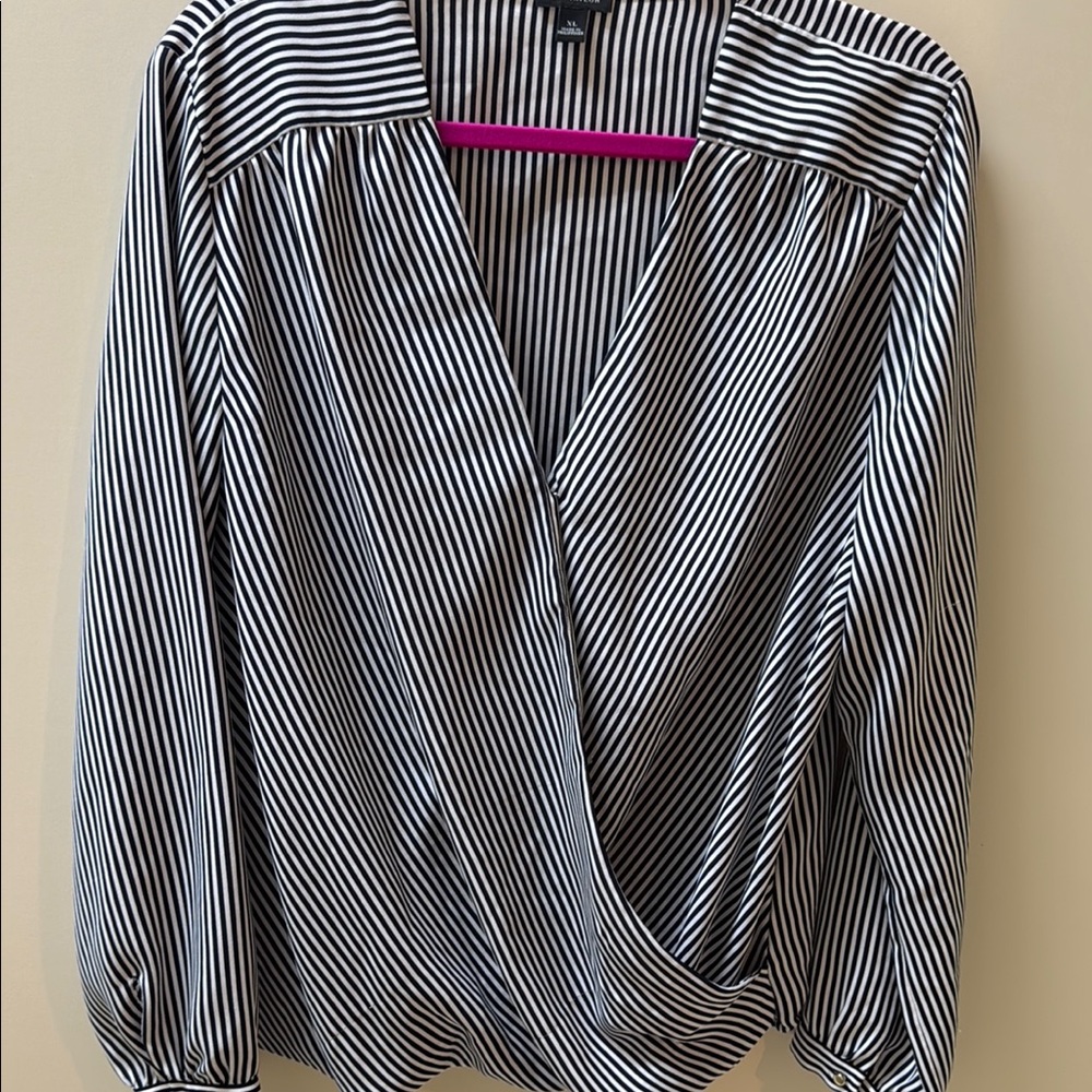 Ann Taylor XL Black & White Striped Wrap Blouse - Classic!
